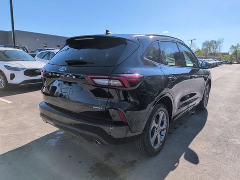 Certified 2024 Ford Escape ST-Line w/ Tech Pack #1 AWD/4WD image 5