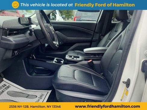 Used 2025 Ford Mustang Mach-E Premium image 11