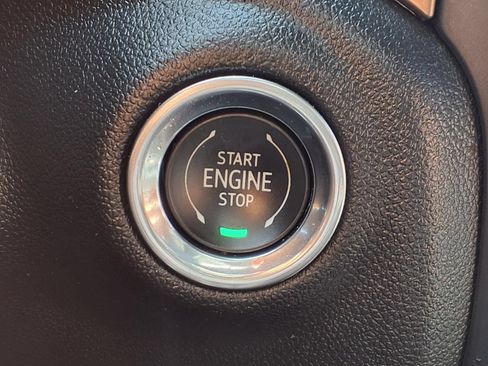 Used 2021 Chevrolet Silverado 1500 High Country RWD image 8