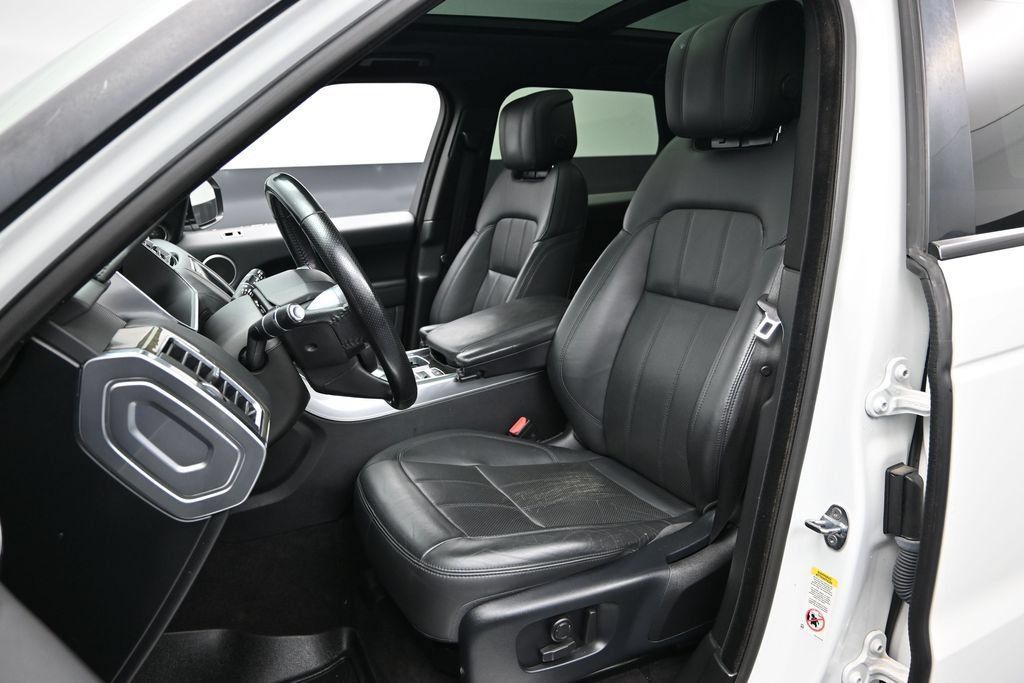 Used 2018 Land Rover Range Rover Sport HSE AWD/4WD image 21