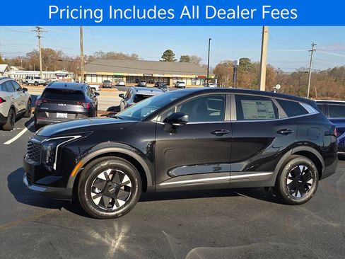 New 2026 Kia Sportage LX FWD image 6