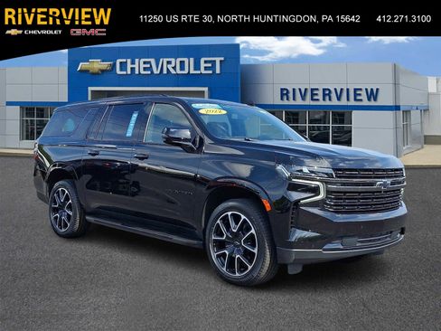 Used 2022 Chevrolet Suburban RST w/ Luxury Package image 1