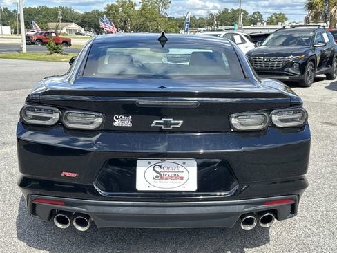 Used 2022 Chevrolet Camaro LT w/ RS Package image 4