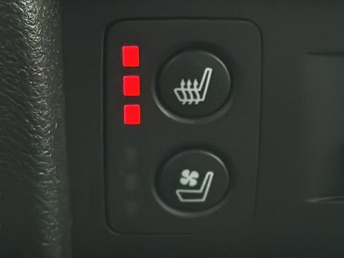 Used 2016 Honda Pilot Touring image 39