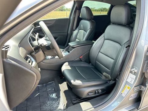 Used 2024 Chevrolet Malibu LT FWD image 11