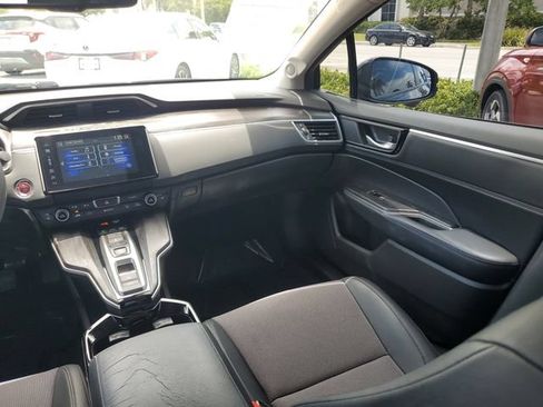 Used 2018 Honda Clarity Plug-In Hybrid image 24