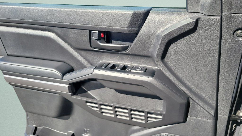 Used 2026 Toyota Tacoma SR5 RWD image 17