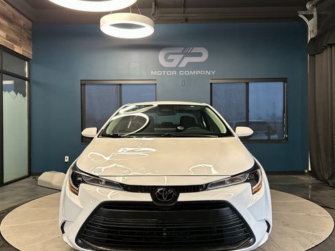 Used 2024 Toyota Corolla LE image 8