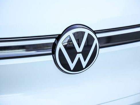 New 2026 Volkswagen ID.4 Pro image 14