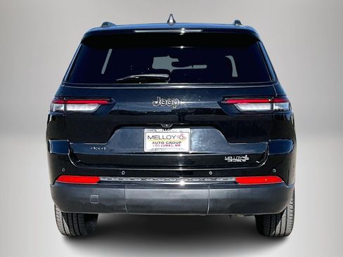 Used 2023 Jeep Grand Cherokee L Laredo image 5