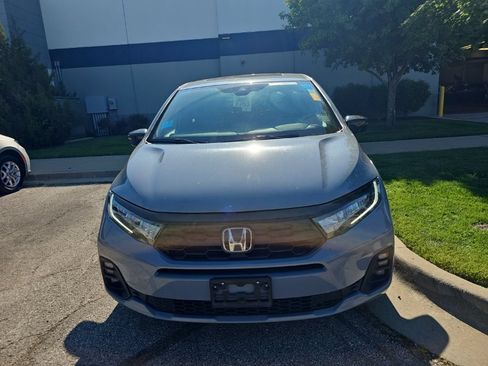 Used 2025 Honda Odyssey Sport-L image 2