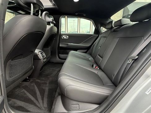 Used 2025 Hyundai Ioniq 6 Limited image 16
