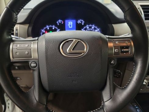 Used 2017 Lexus GX 460 w/ Navigation Package AWD/4WD image 19