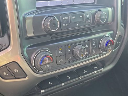 Used 2018 Chevrolet Silverado 1500 LT w/ All Star Edition AWD/4WD image 16