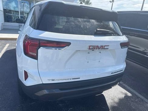 Used 2025 GMC Terrain Elevation AWD/4WD image 15