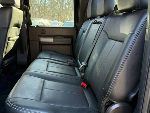 Used 2015 Ford F250 Lariat w/ Chrome Package image 13