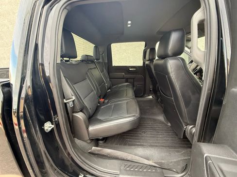 Used 2020 Chevrolet Silverado 2500 Custom w/ Custom Value Package image 14