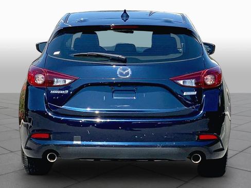 Used 2018 MAZDA MAZDA3 Touring FWD image 5