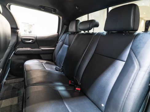 Certified 2023 Toyota Tacoma TRD Off-Road w/ TRD Premium Off Road Package AWD/4WD image 33