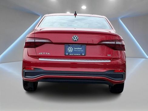 Certified 2023 Volkswagen Jetta SE FWD image 6