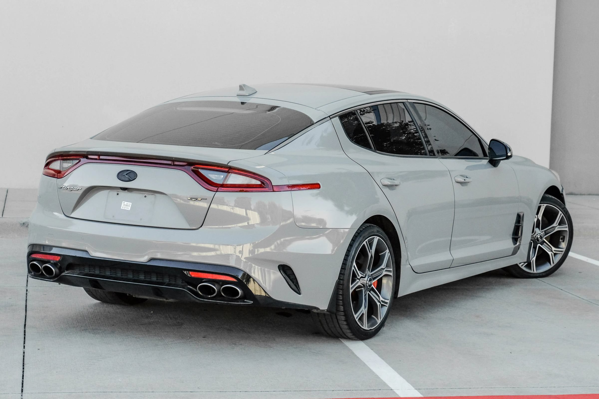 Used 2019 Kia Stinger GT2 RWD image 12