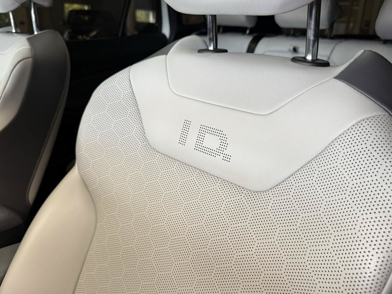 Used 2021 Volkswagen ID.4 Pro S RWD image 26