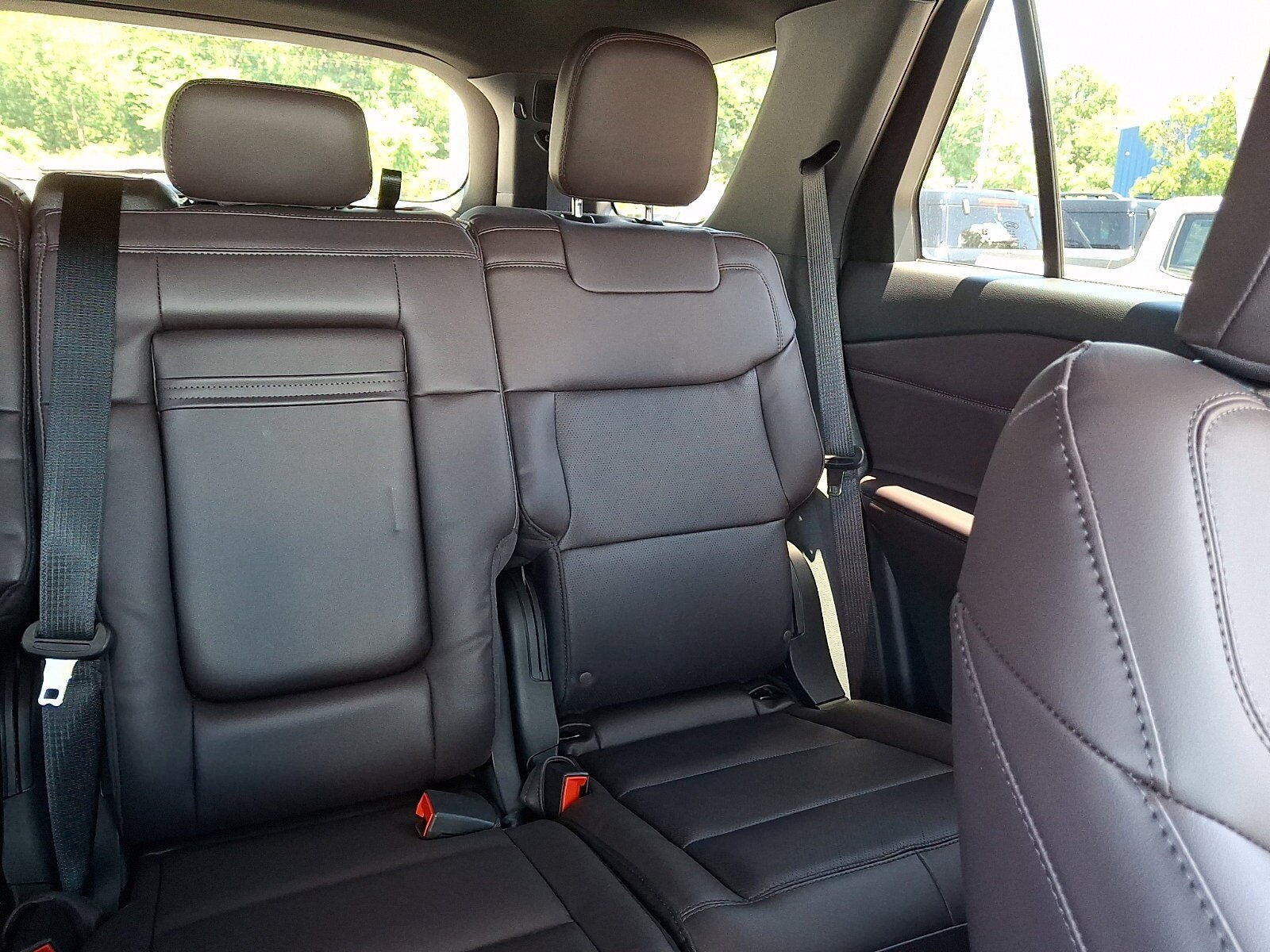 New 2026 Ford Explorer Platinum AWD/4WD image 12