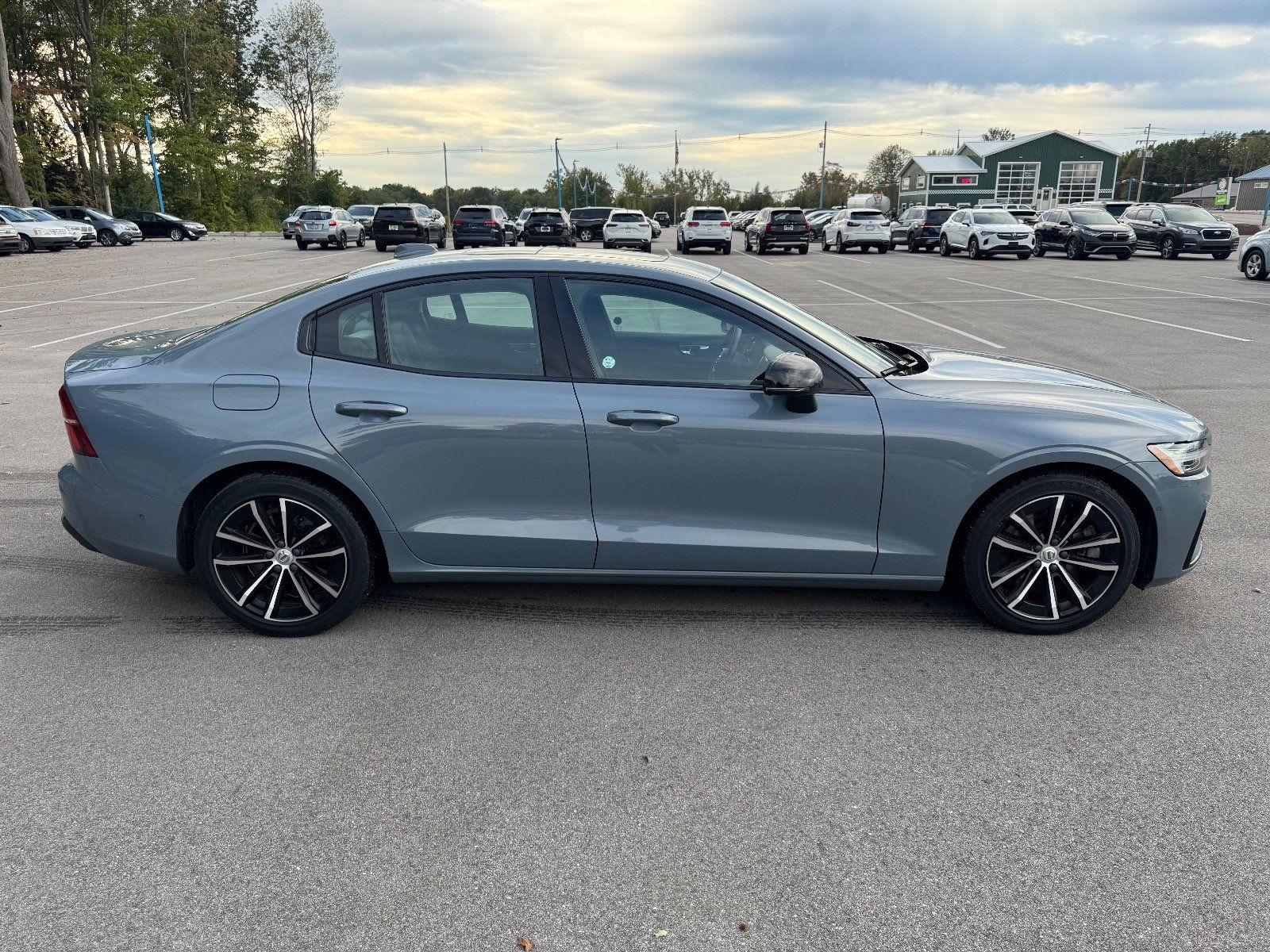 Used 2023 Volvo S60 T8 Plus AWD/4WD image 8