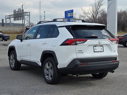 New 2025 Toyota RAV4 LE image 3