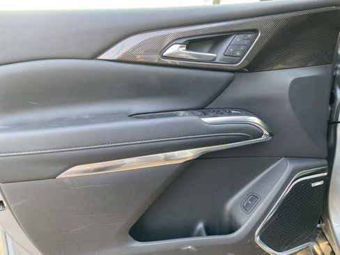 Used 2025 Chevrolet Traverse High Country w/ LPO, Floor Liner Package image 13