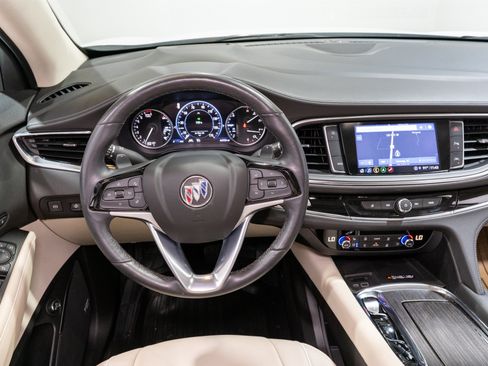 Used 2023 Buick Enclave Avenir w/ Avenir Technology Package FWD image 11