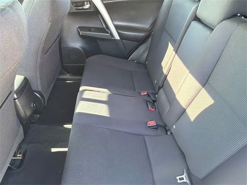 Used 2016 Toyota RAV4 XLE image 16
