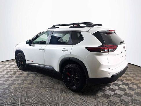 Certified 2025 Nissan Rogue SV AWD/4WD image 6