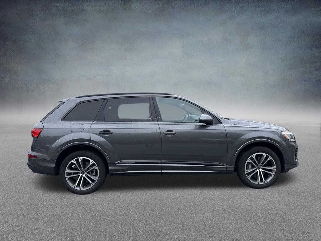 Used 2025 Audi Q7 2.0T Premium Plus AWD/4WD image 6