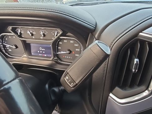 Used 2019 GMC Sierra 1500 Elevation image 17