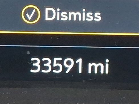 Used 2021 Buick Envision Avenir w/ Technology Package II image 22