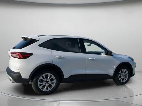 Certified 2025 Ford Escape Active FWD image 30