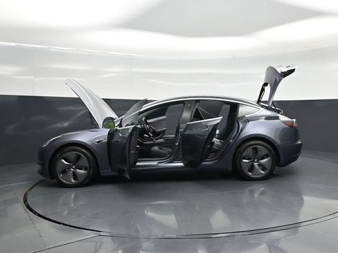 Used 2020 Tesla Model 3 Long Range AWD/4WD image 30
