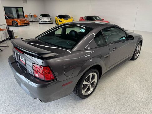 Used 2003 Ford Mustang Mach 1 RWD image 16