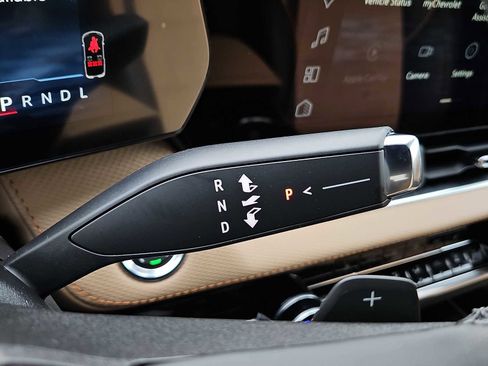 New 2026 Chevrolet Equinox ACTIV image 12