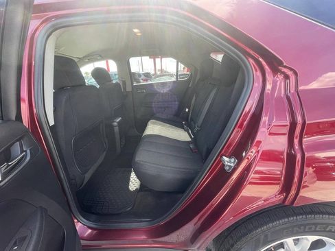 Used 2017 Chevrolet Equinox LT w/ Convenience Package FWD image 5