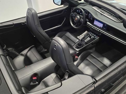 Used 2020 Porsche 911 Carrera image 32