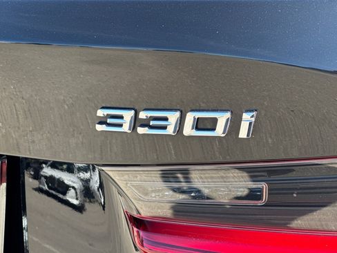 Used 2020 BMW 330i Sedan w/ Convenience Package RWD image 38