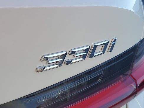 Certified 2023 BMW 330i xDrive Sedan w/ Convenience Package image 29