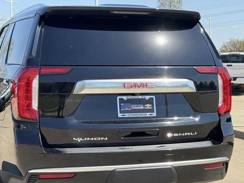 Used 2024 GMC Yukon Denali AWD/4WD image 8