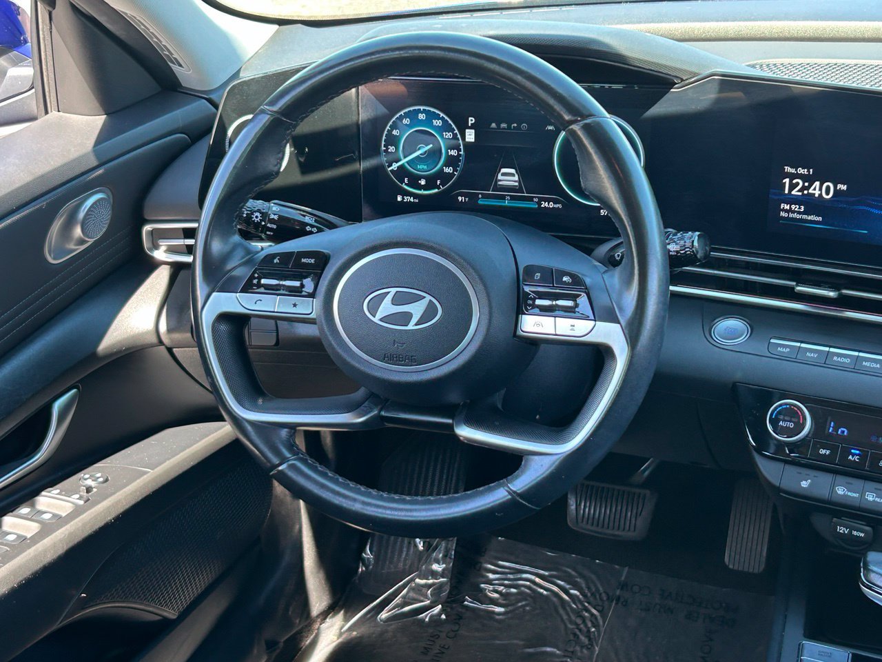 Used 2024 Hyundai Elantra Limited FWD image 17