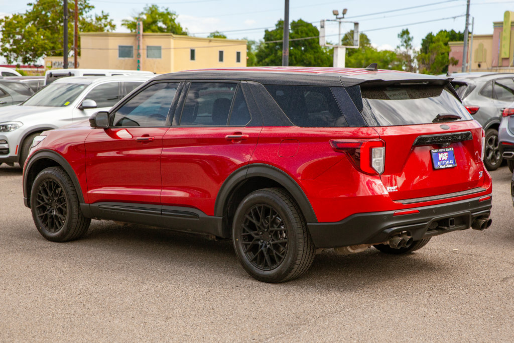 Used 2022 Ford Explorer ST AWD/4WD image 7