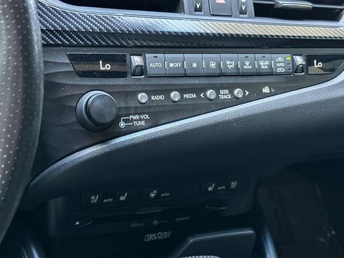 Used 2019 Lexus ES 350 F Sport w/ Accessory Package FWD image 28