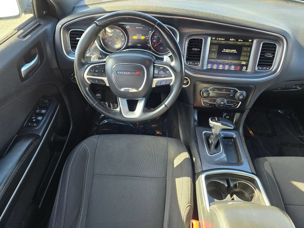 Used 2017 Dodge Charger R/T RWD image 2