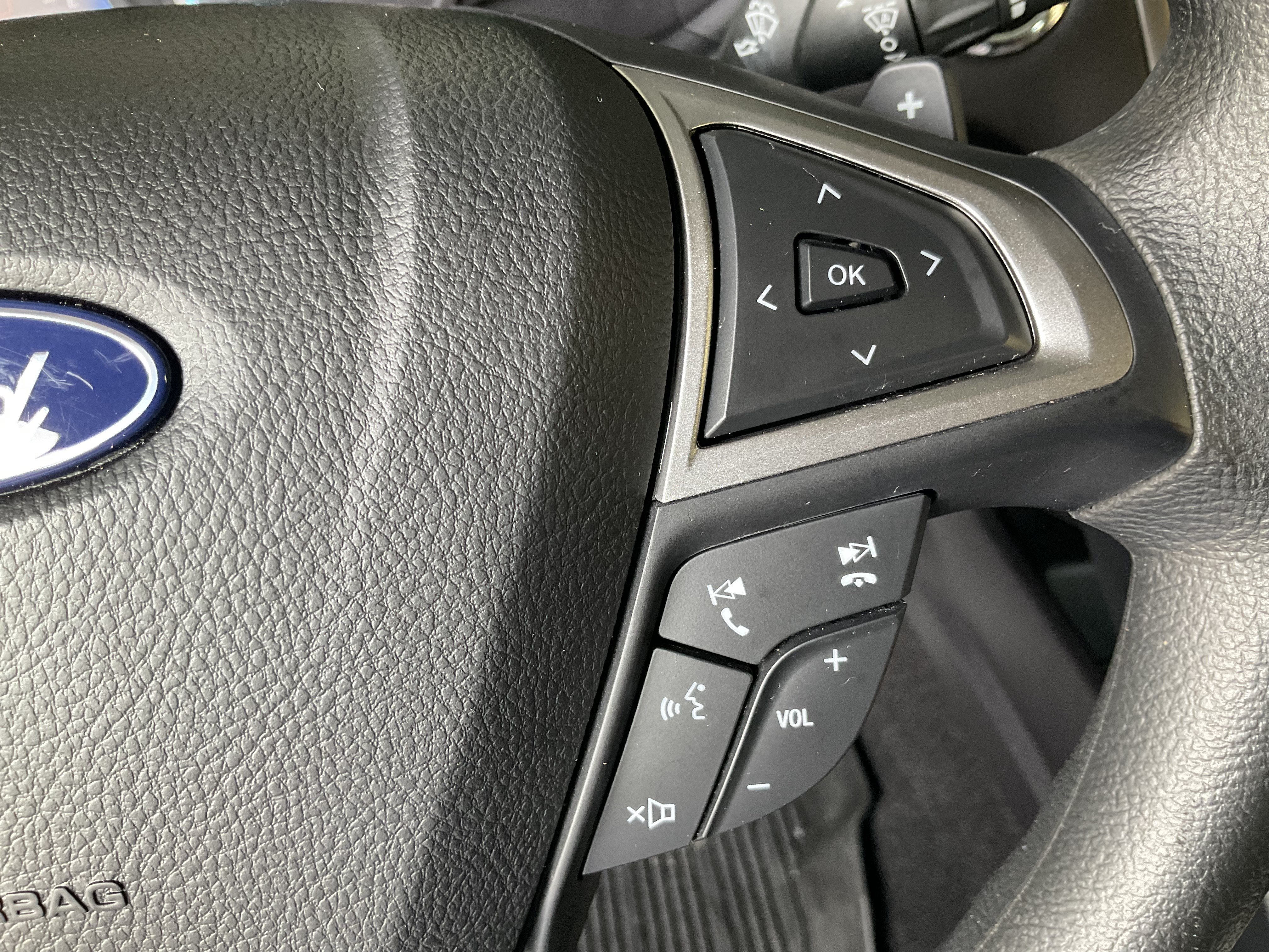 Used 2020 Ford Fusion SE AWD/4WD image 31